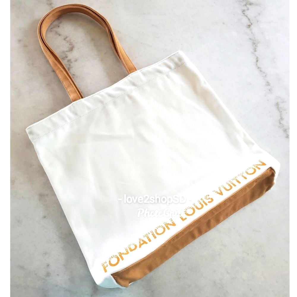Louis Vuitton Fondation Limited Edition Tote Shopping Bag BRAND NEW Authentic